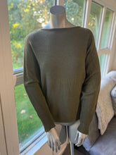 Load image into Gallery viewer, Green pearled back jumper
