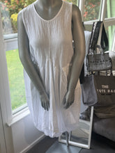 Load image into Gallery viewer, White linen dress
