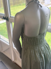Load image into Gallery viewer, Crochet top linen summer dress
