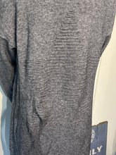 Load image into Gallery viewer, Grey long star cardigan
