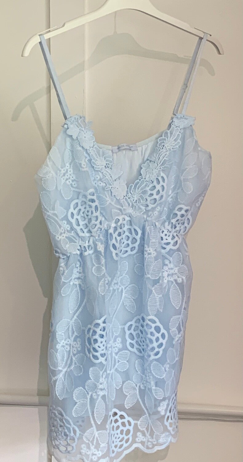 Sky blue sun top