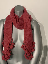 Load image into Gallery viewer, Pink knitted scarf

